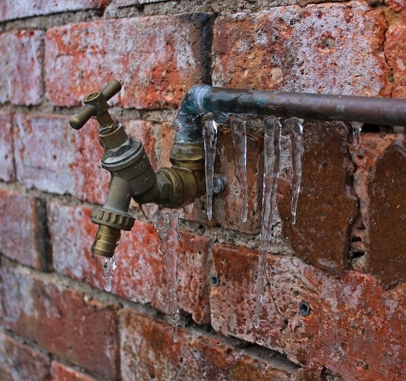 How to Keep Your Pipes from Freezing in Cold Weather