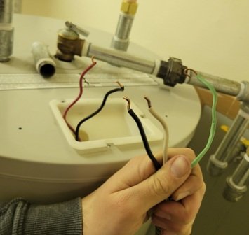 How to Tighten Loose Wiring Connections on Your Water Heater